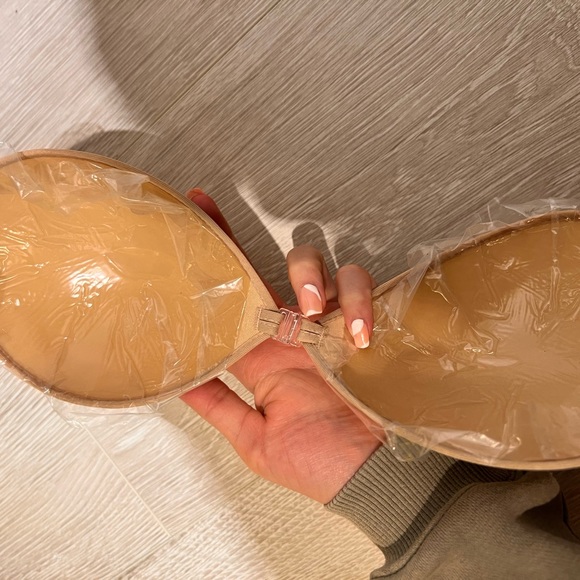 Sticky bra - Picture 4 of 4